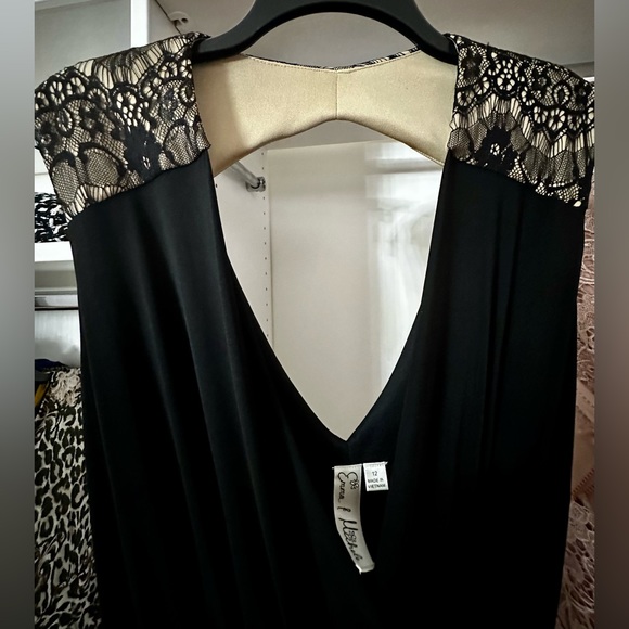 Black Lace Shoulder Jumpsuit 🖤 Used Once! Excellent Condition ✨ Large/ Sz. 12 - Picture 6 of 11